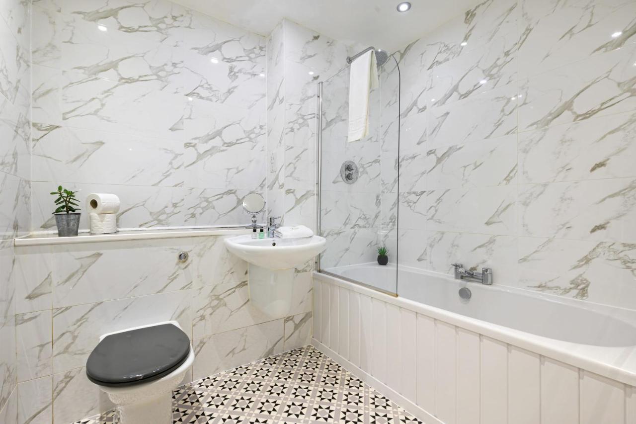 Host & Stay - Henry'S Hideaway Liverpool Extérieur photo