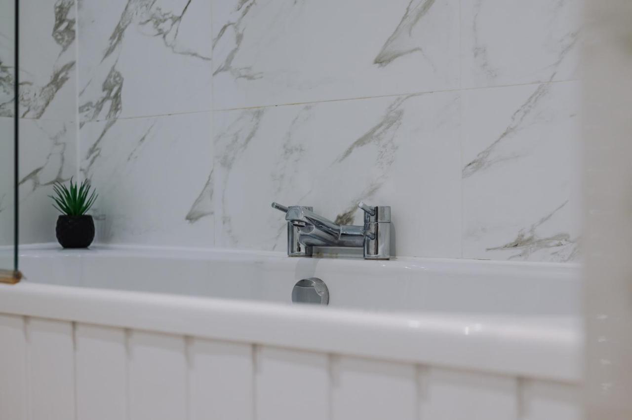 Host & Stay - Henry'S Hideaway Liverpool Extérieur photo